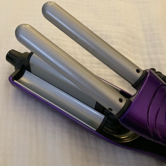 Bed head Tigi wave iron - Picture 3 of 4